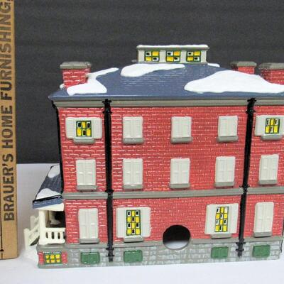 1997 Dept 56 Commemortive Set, Old Chelsea Mansion and Book