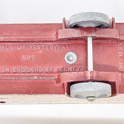 VINTAGE LESNEY MATCHBOX â€œMODELS OF YESTERYEARâ€ NO. 7 - 1914 4 TON LEYLAND VAN