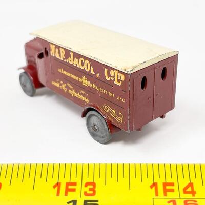 VINTAGE LESNEY MATCHBOX â€œMODELS OF YESTERYEARâ€ NO. 7 - 1914 4 TON LEYLAND VAN
