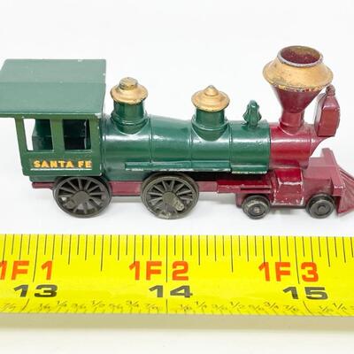 VINTAGE LESNEY MATCHBOX â€œMODELS OF YESTERYEARâ€ NO. 13 - SANTA FE AMERICAN LOCOMOTIVE 4-4-0
