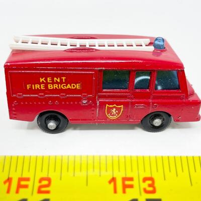 VINTAGE LESNEY MATCHBOX SERIES NO. 57 - KENT FIRE BRIGADE TRUCK