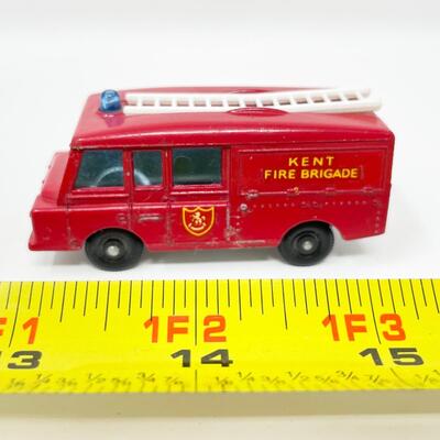 VINTAGE LESNEY MATCHBOX SERIES NO. 57 - KENT FIRE BRIGADE TRUCK