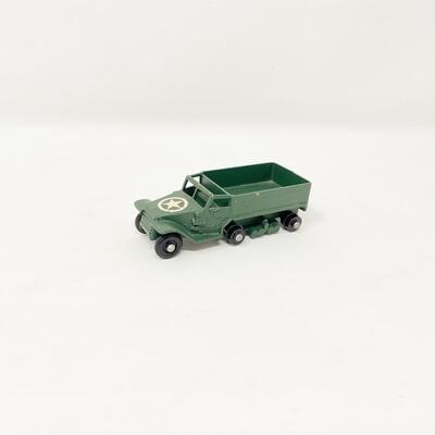 VINTAGE LESNEY MATCHBOX NO. 49 - M3 PERSONNEL CARRIER (MISSING PIECES)
