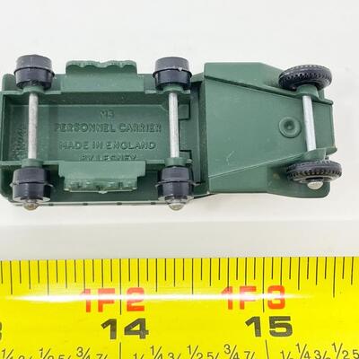 VINTAGE LESNEY MATCHBOX NO. 49 - M3 PERSONNEL CARRIER (MISSING PIECES)