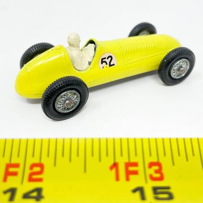 VINTAGE LESNEY MATCHBOX SERIES NO. 52 - 1948 MASERATI 4CLT