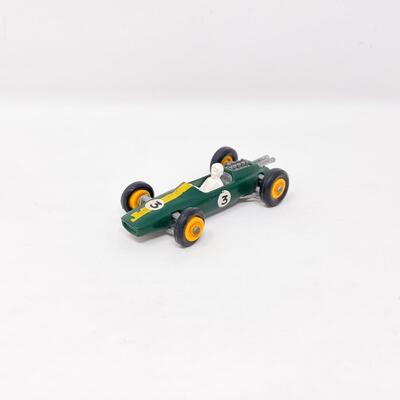 VINTAGE LESNEY MATCHBOX SERIES NO. 19 - LOTUS RACECAR