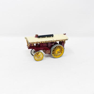 VINTAGE LESNEY MATCHBOX â€œMODELS OF YESTERYEARâ€ NO. 9 - FOWLER SHOWMANâ€™S ENGINE