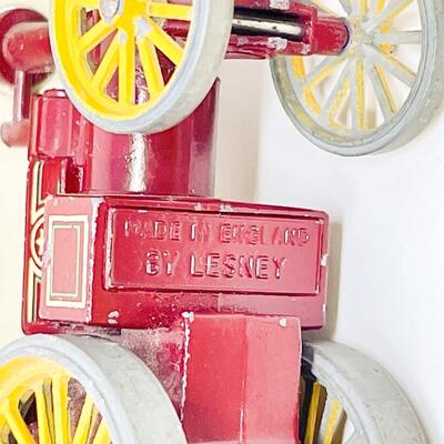 VINTAGE LESNEY MATCHBOX â€œMODELS OF YESTERYEARâ€ NO. 9 - FOWLER SHOWMANâ€™S ENGINE