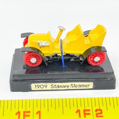 1909 STANLEY STEAMER DIECAST MODEL - MADE IN JAPAN
