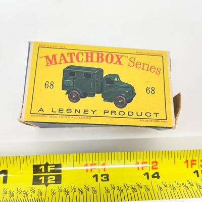 VINTAGE LESNEY MATCHBOX SERIES NO. 68 - ARMY WIRELESS TRUCK W/ BOX