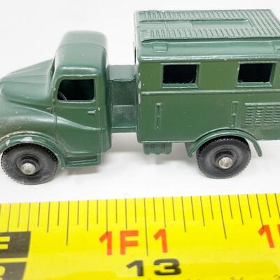 VINTAGE LESNEY MATCHBOX SERIES NO. 68 - ARMY WIRELESS TRUCK W/ BOX