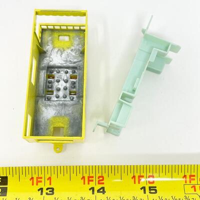 VINTAGE LESNEY MATCHBOX SERIES NO. 23 - YELLOW TRAILER CARAVAN