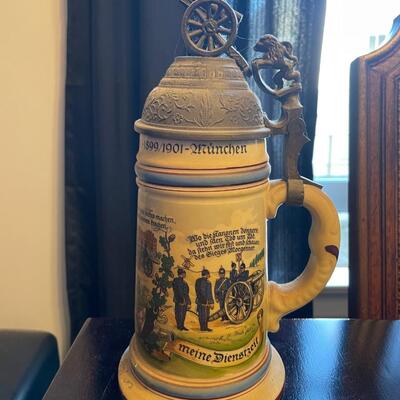 Stein Mug with cannon on lid