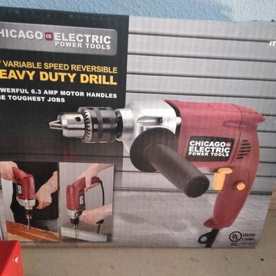 LOT 68 CHICAGO ELECTRIC HEAVY DUTY DRILL