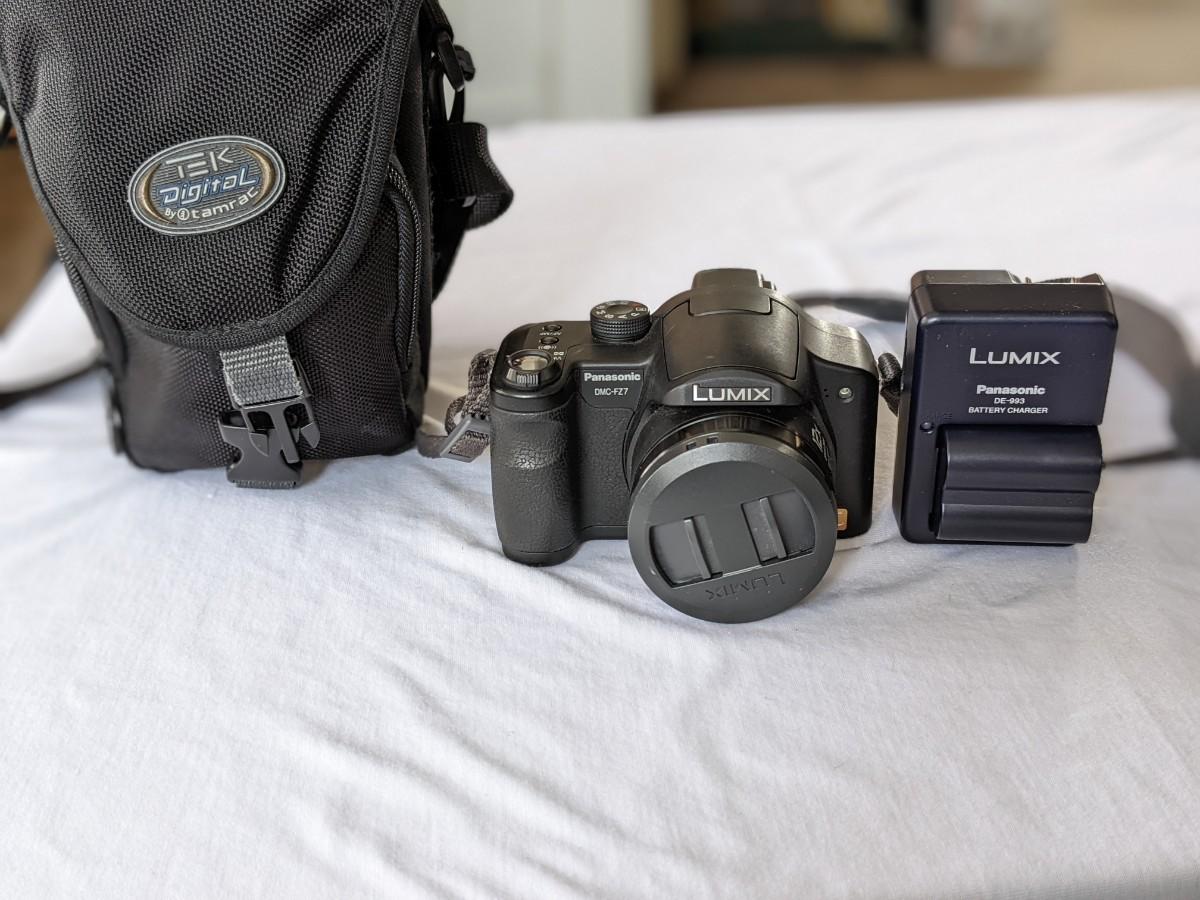 Panasonic Lumex DMCFZ7