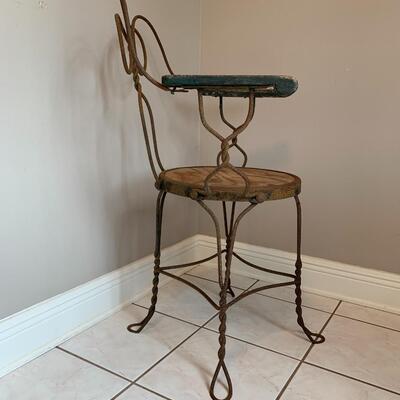Rustic Metal Armed Soda Chair ~ *See Details