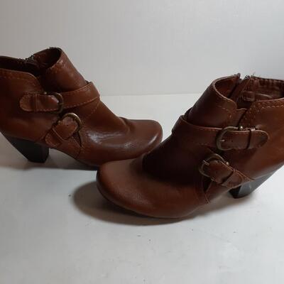 Ladies Baretraps shoes size 7m