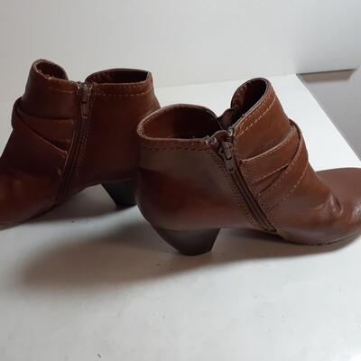Ladies Baretraps shoes size 7m