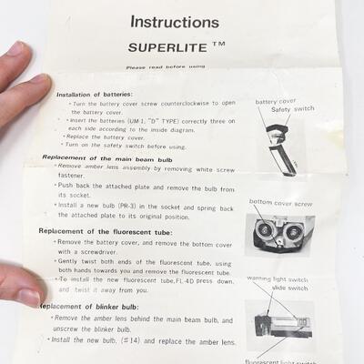 VINTAGE SUPERLITE 3-IN-1 UTILITY FLASHLIGHT