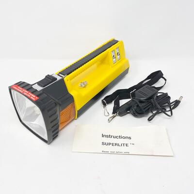 VINTAGE SUPERLITE 3-IN-1 UTILITY FLASHLIGHT