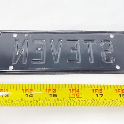 â€œSTEVENâ€ MINI METAL LICENSE PLATE