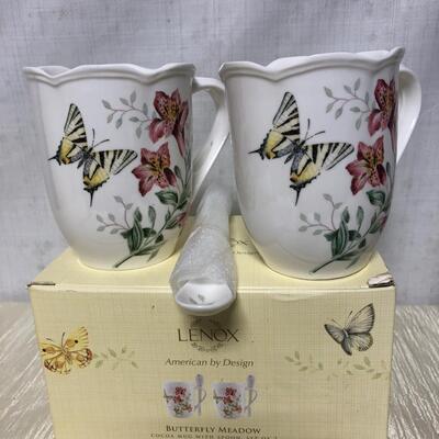 Lenox butterfly meadow cocoa mugs missing one spoon