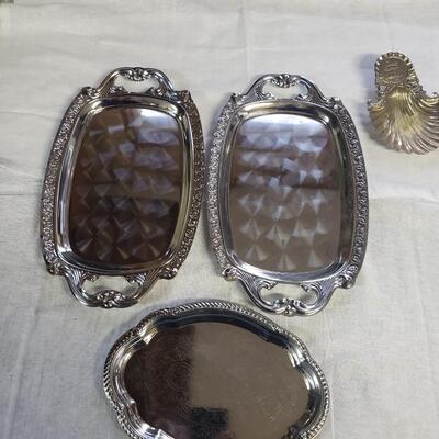 Serving lot 4 plated 12 inch 9 inch 4 inch