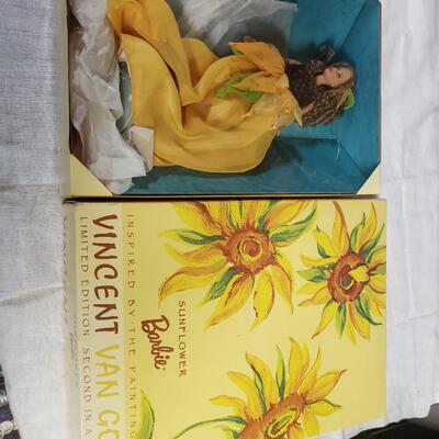 Barbie Vincent Van Gogh | EstateSales.org