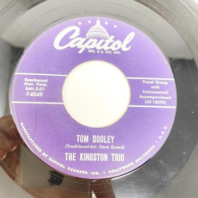 45 RPM THE KINGSTON TRIO F4049 "RUBY RED/TOM DOOLEY" VINYL RECORD SINGLE