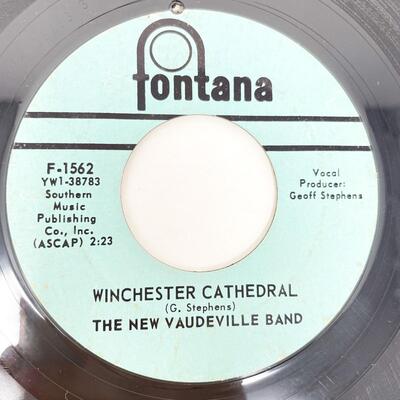 45 RPM THE NEW VAUDEVILLE BAND F-1562 "WINCHESTER CATHEDRAL/WAIT FOR ME BABY" VINYL RECORD SINGLE