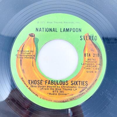 1972 45 RPM NATIONAL LAMPOON RADIO DINNER BTA218 "THOSE FABULOUS SIXTIES/DETERIORATA" VINYL RECORD SINGLE