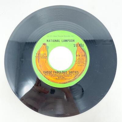 1972 45 RPM NATIONAL LAMPOON RADIO DINNER BTA218 "THOSE FABULOUS SIXTIES/DETERIORATA" VINYL RECORD SINGLE