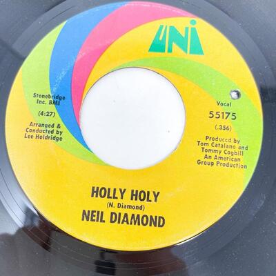 45 RPM NEIL DIAMOND 55175 "HURTIN' YOU DON'T COME EASY/HOLLY HOLY" VINYL RECORD SINGLE