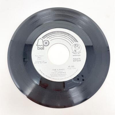 1972 45 RPM VICKI LAWRENCE 45,303 "DIME A DANCE/THE NIGHT THE LIGHTS WENT OUT IN GEORGIA" VINYL RECORD SINGLE