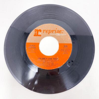 45 RPM NANCY SINATRA 0595 "YOU ONLY LIVE TWICE/JACKSON" VINYL RECORD SINGLE