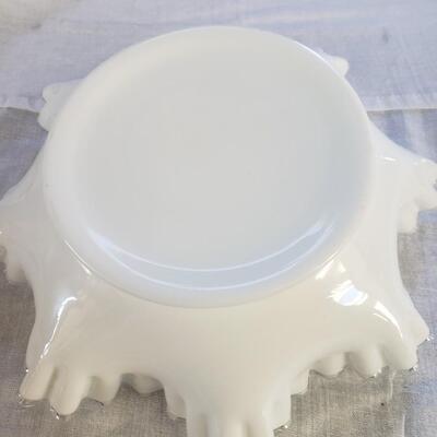 White glass 11 inch 3 inch deep fenton?