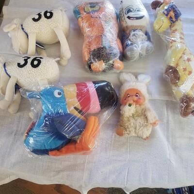 Lot stuffed froot loop Geoffrey 2 serta sheep sugar loaf
