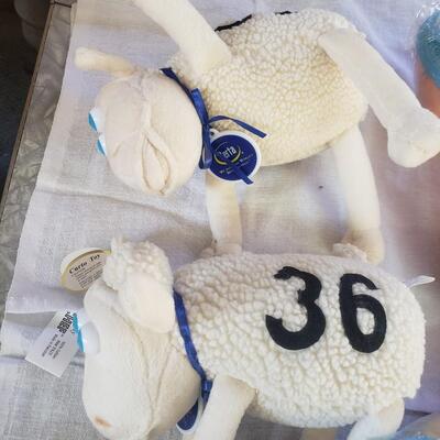 Lot stuffed froot loop Geoffrey 2 serta sheep sugar loaf