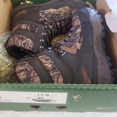 Danner boots 11.5 new in box