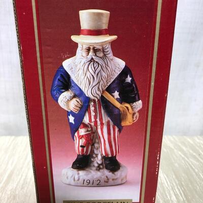 Fine porcelain Santa decoration world showcase gift collection