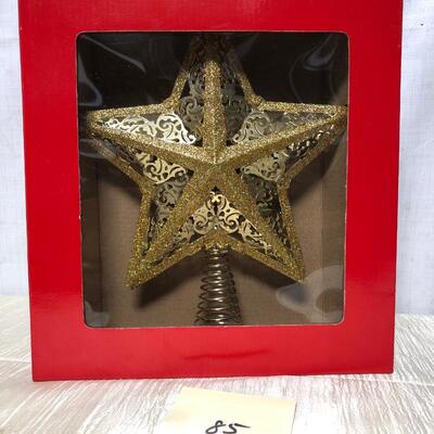 Macyâ€™s Christmas tree star