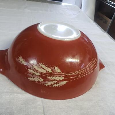 Pyrex red wheat