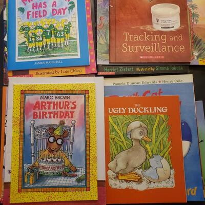 20 children's book lot scholastic 1970s to 2000