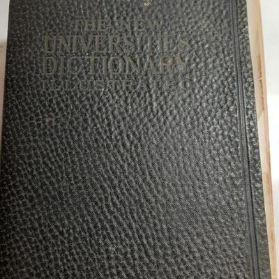 The new Universaties illustrated Dictinary