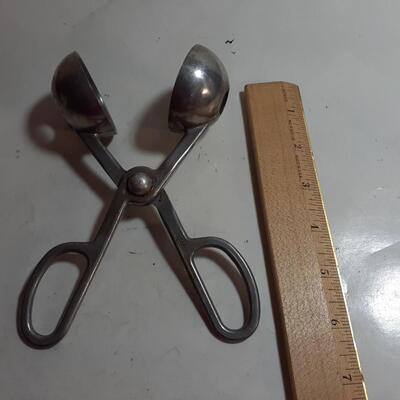 Vintage melon baller