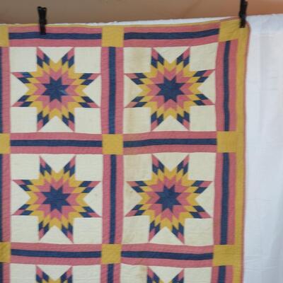 Repeating Star of Bethlehem quilt