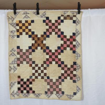 Double Irish Chain Crib Quilt