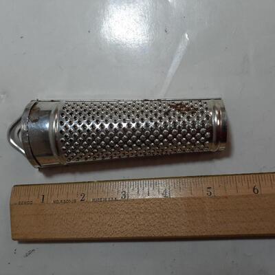 Vintage Spice/food grater