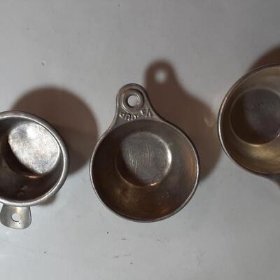 Lot of 3 Vintage one third cup measuring cups