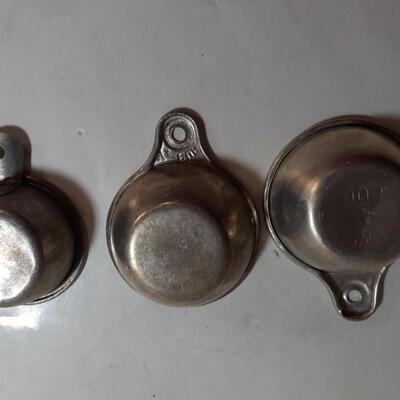 Lot of 3 Vintage one third cup measuring cups